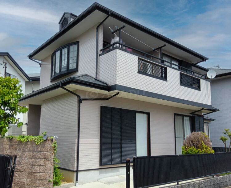 愛知県名古屋市Y様 屋根外壁ともAGCフッ素のボンフロンエナメルGT仕様で塗り替えました