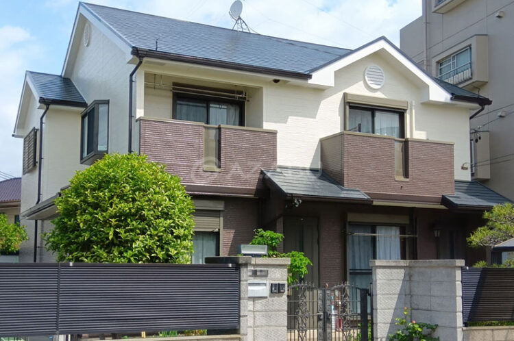 愛知県名古屋市I様 屋根も外壁もAGCフッ素のボンフロンエナメルGT仕様で塗り替えました