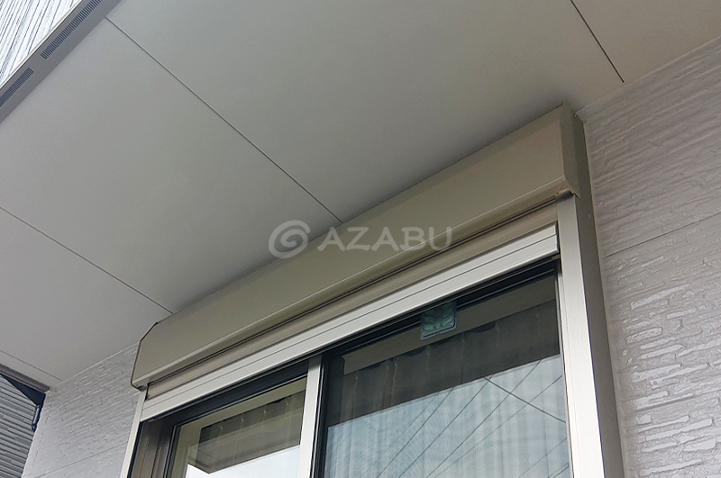 軒天井とシャッターボックス