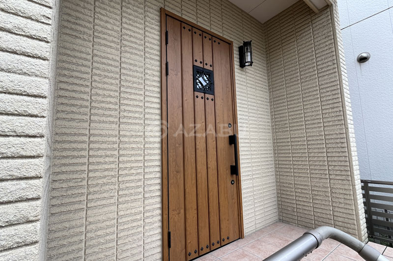 玄関周りの外壁