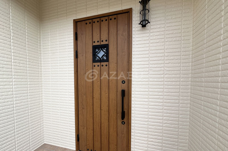 玄関周りの外壁