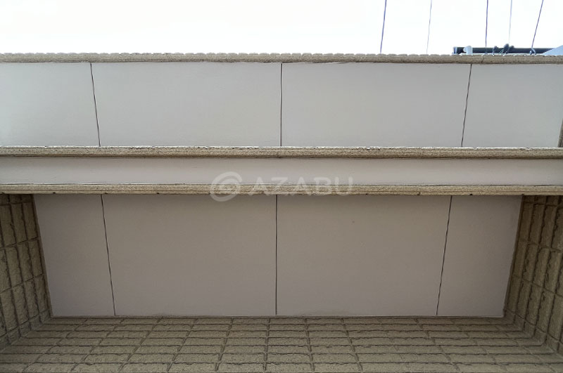 玄関前の軒天井