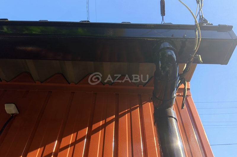 ガレージの軒樋（雨樋）