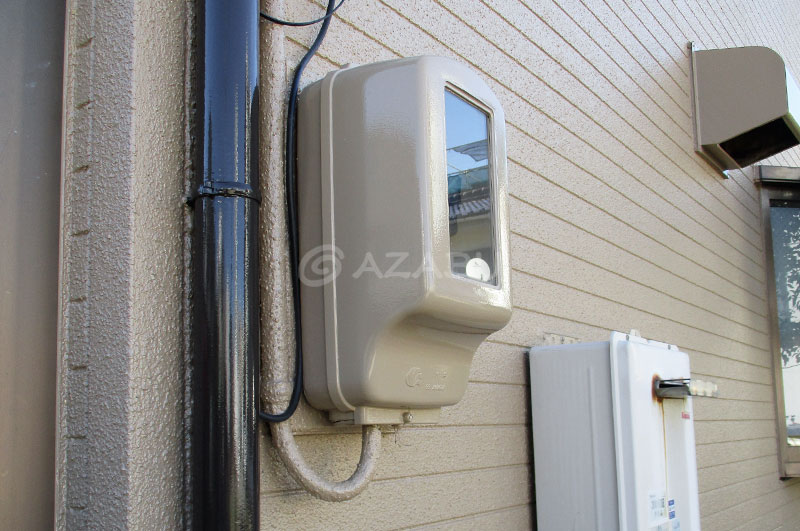 電気ボックスやその周辺の外壁、雨樋