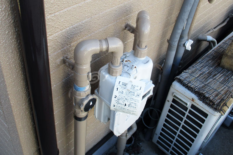 ガスメーターの配管