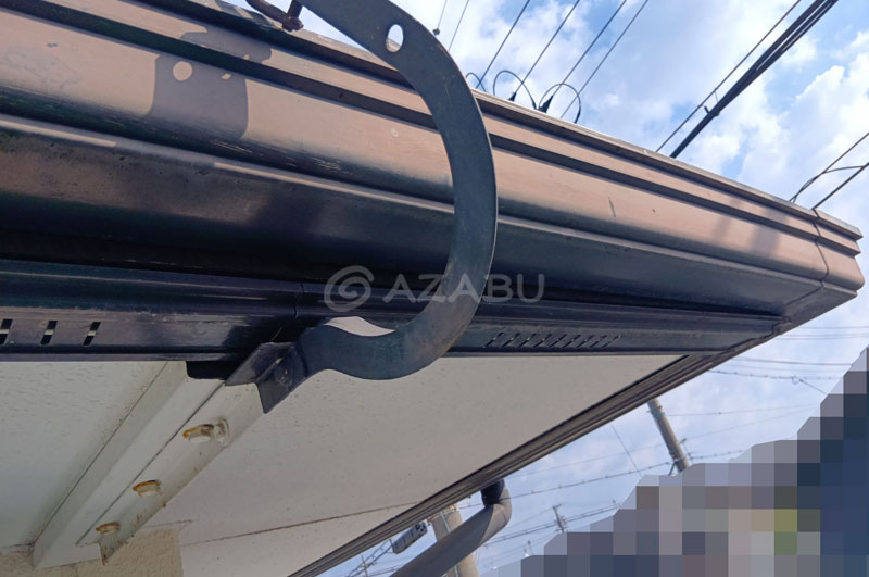 軒樋、鼻隠し（破風）