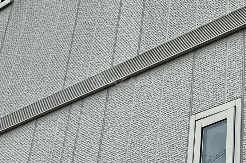 幕板